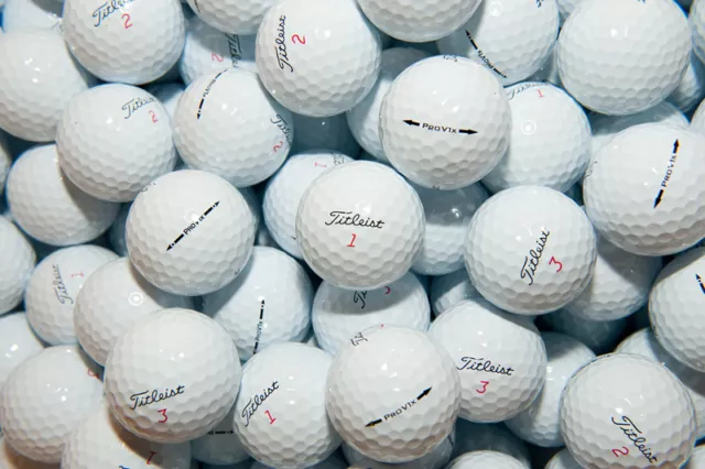 1 Dozen Titleist Pro V1X MINT / NEAR MINT Grade Refinished Golf Balls