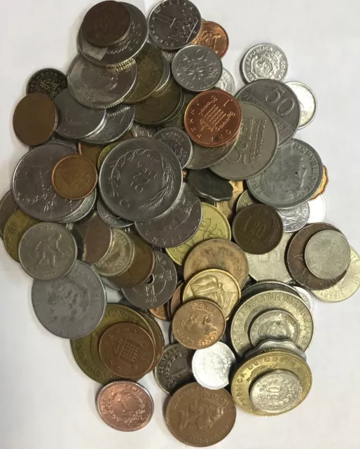 100 Mixed Worldwide Coins - Circulated & Uncirculated