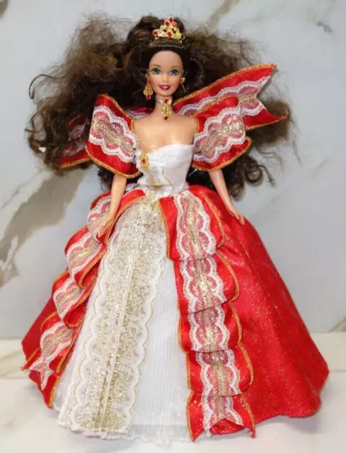 Happy Holidays Special Edition 1997 Barbie Doll
