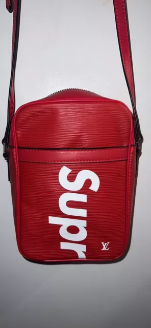 Auth Louis Vuitton Epi Supreme Danube PM Crossbody Shoulder Bag Red -  h27654a