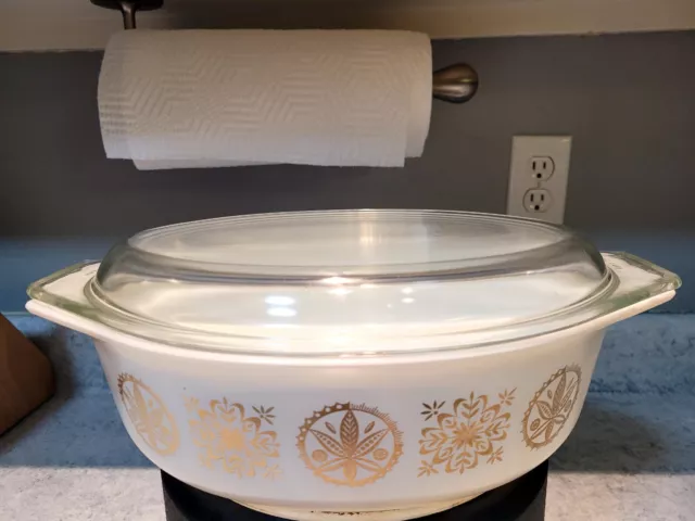Vintage Pyrex Promotional 2.5 Qt 045 Hex Signs Oval Casserole and lid RARE Piece
