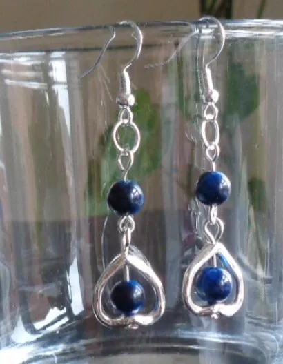 Stunning Multicoured  Gemstones Silver Earings With Silver Tone Open Heart Bead