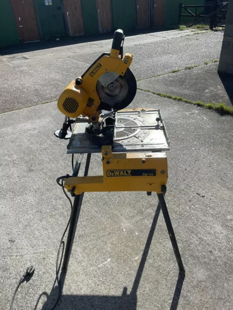 Dewalt DW743 Flip Over Saw