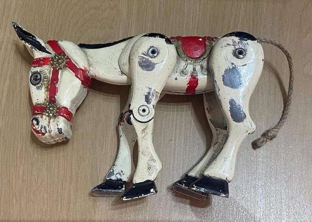 ANCIENNE ASSIETTE MURALE Des Annees 50 EUR 15,00 - FR
