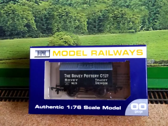 Dapol 00 Gauge - Bovey Pottery Co, Tracey Devon No.5 (Wessex Wagons Ltd Edition)