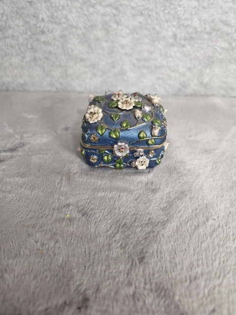 Luxury Giftware, Bejeweled Leafs Flowers Vines Trinket Box with magnetic Close