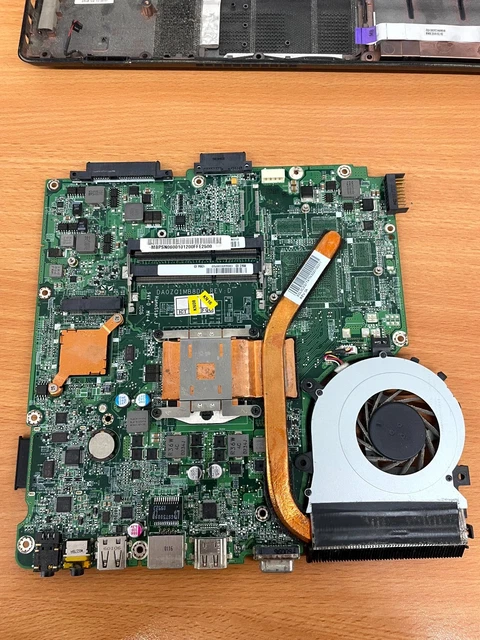 Carte Mère Acer Switch E – 10 Pouces – Modèle P0KCC – Occasion Fonctionnelle