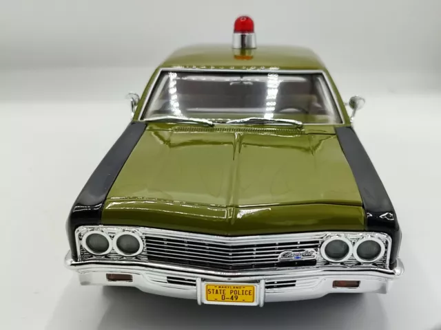 Auto World 1/18 Scale AMM1030/06  1966 Chevy Biscayne Maryland State Police RARE 3