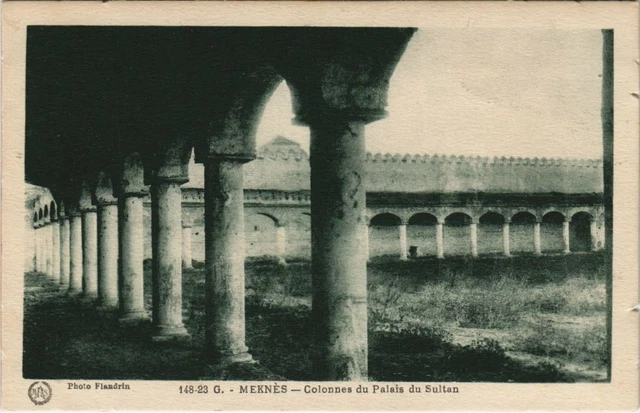 CPA AK MAROC MEKNES Colonnes du Palais du Sultan Flandrin (38017)