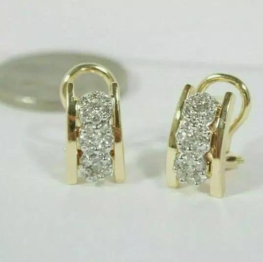 Pendientes de medio aro omega moissanita real de corte redondo de 0,60 quilates acabado oro amarillo 14 K