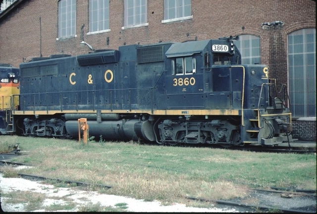 C&O Chesapeake & Ohio EMD GP38 Kodachrome original Kodak Slide