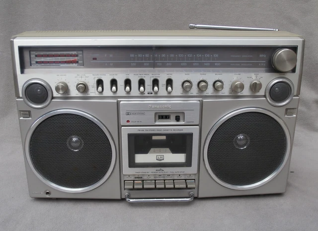 PANASONIC AM-FM RADIO/CASSETTE Recorder Vintage RX-C31 Boombox Tested