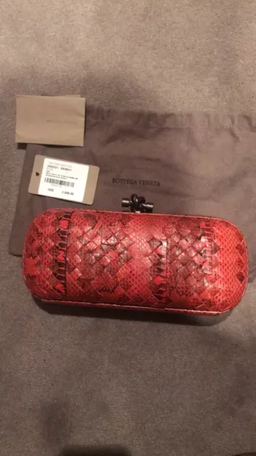 Brand New Authentic Bottega Veneta Knot Woven Ayers Snakeskin Clutch Hand Bag