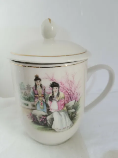 Vintage Porcelain Chinese Tea Mug Cup with Lid Hand Painted Gilt with Ladies