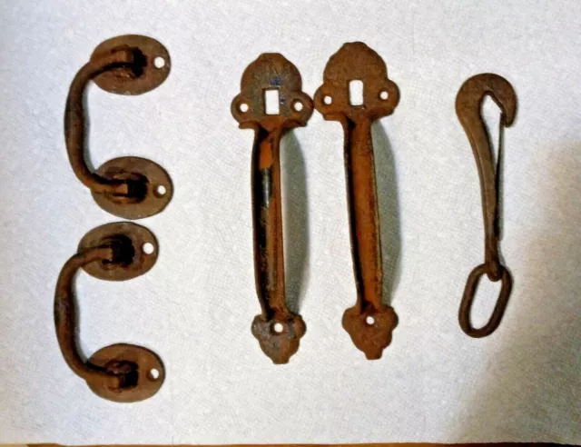 Antique Barn Finds / Set Of 2 Different Type Handles  & A Chain Latch 2