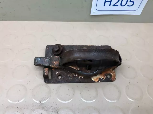 VINTAGE BARN DOOR LOCK LATCH SPRING LOADED METAL Handle