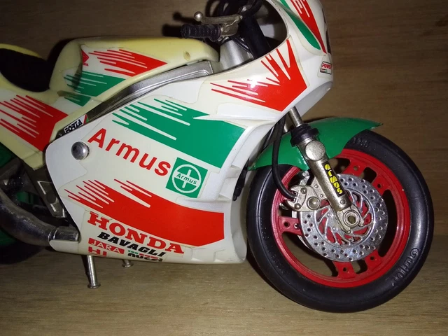 Moto Honda GP Miniature Guiloy 1:10 – Modèle De Collection Bleu