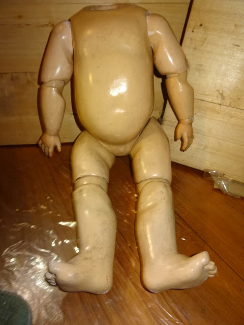 CORPS DE POUPÉE ancienne SFBJ taille 11 avec tete porcelaine