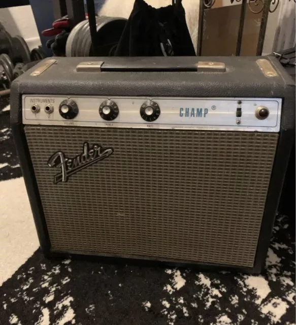 1972 Model Fender Champ  Guitar  Amp With Peddle  ￼