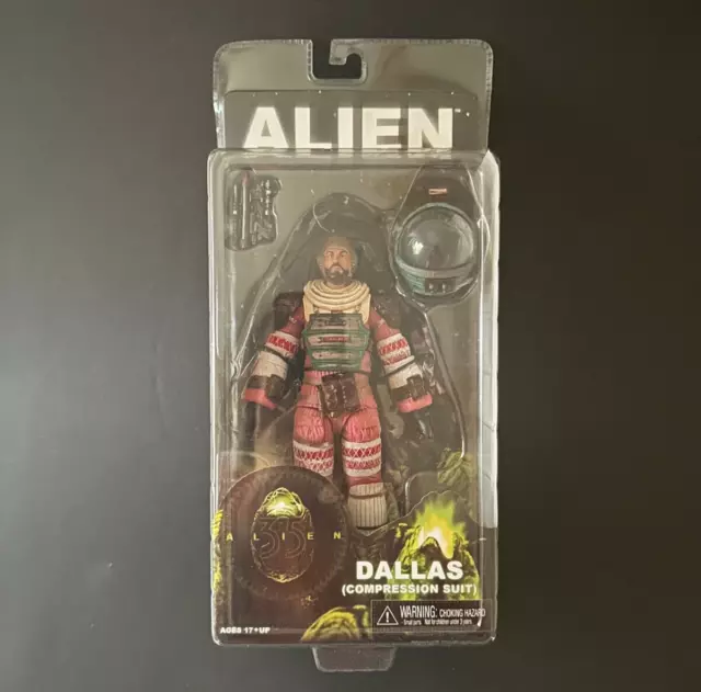 Alien DALLAS Compression Suit PVC 17cm Neca