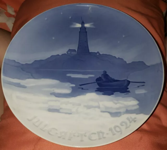 1924 BING & GRONDAHL CHRISTMAS PLATE B&G DENMARK LIGHTHOUSE BOAT (Built-in Wire)