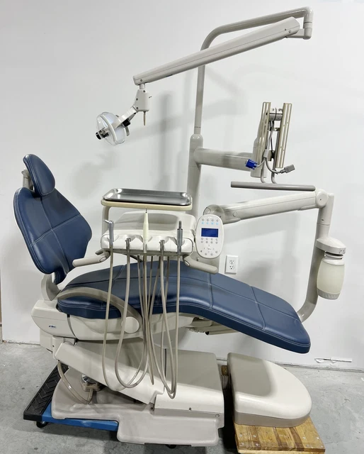 ADEC 511 Dental Chair with ADEC 532 Delivery Unit & Light. NEW Upholstery!! ADEC 511 Dental Chair with ADEC 532 Delivery Unit & Light. NEW Upholstery!!