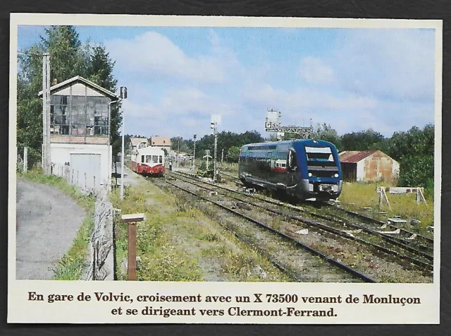 2003  --  Croisement De Trains En Gare De Volvic . 3V134
