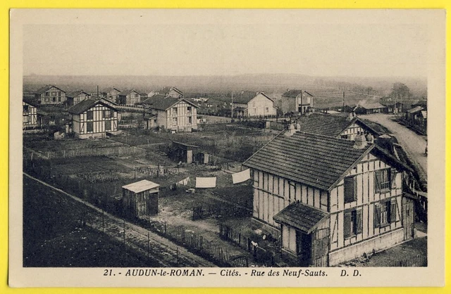 cpa AUDUN LE ROMAN (Meurthe et Moselle) Rue des NEU SAUTS Maisons Alsacienne