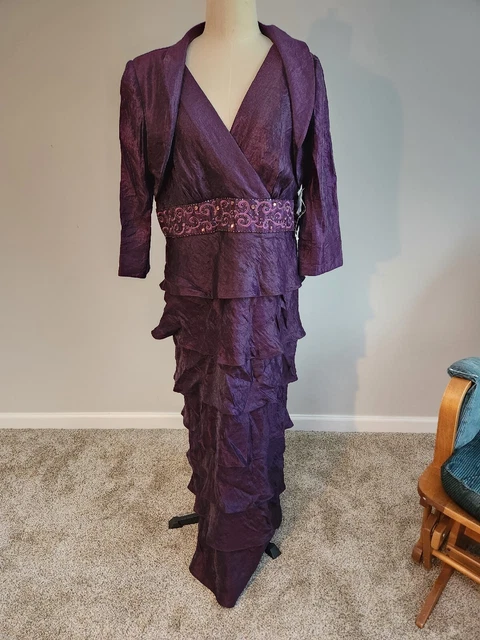 jessica howard layered ruffle long dress size 18 formal Mother Of The BRIDE