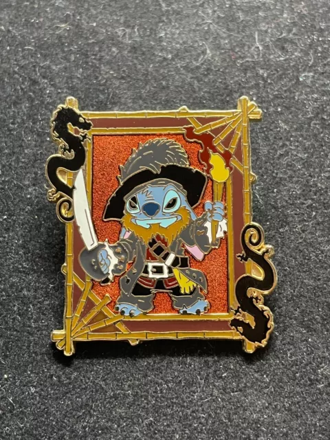 Disney Pin - Pirates of the Caribbean - Mystery - Mystery - Stitch 57379 LE 500