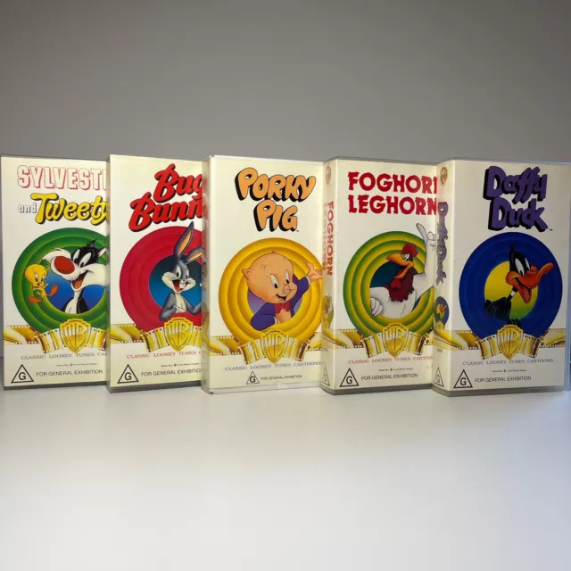 SET of 5  - VHS Classic Looney Tunes Cartoons