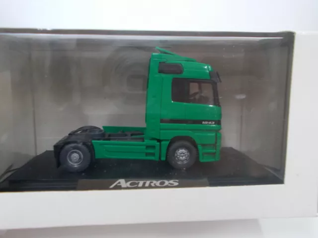 Wiking ~ Mercedes-Benz Cabover Semi Tractor Truck ~Ho Scale