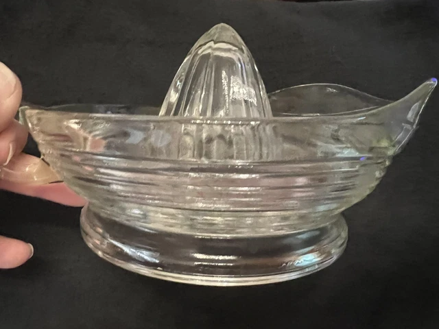 Vintage Anchor Hocking Glass Co. Clear Ribbed Citrus Reamer Juicer 6in