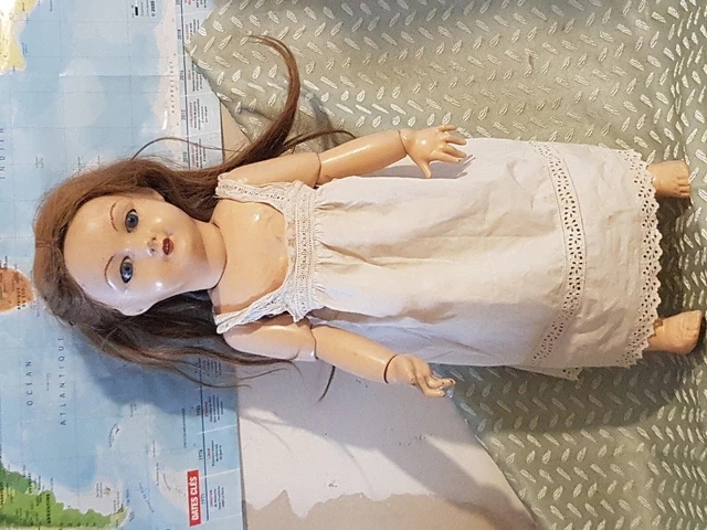 Tres Ancienne POUPÉE 55 Cm , En CARTON PRESSÉ ? marquée en CREUX Sur Le DOS , 10