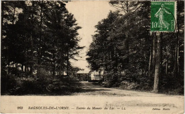 CPA BAGNOLES-de-l'ORNE - Entrée du Manoir du Lys (435285)