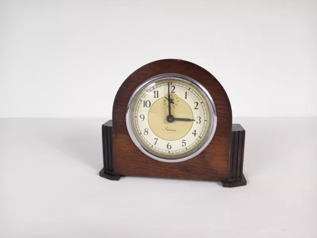 Vintage 1930's Art Deco Sunrise Brand Small Wind Up Mantle Clock - Working