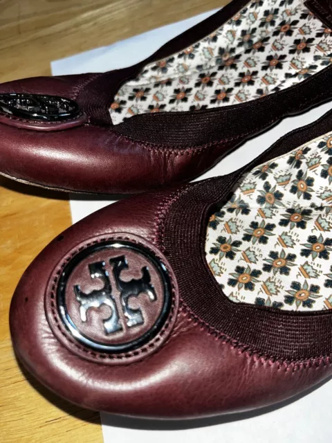 Stunning TORY BURCH Caroline 2 Ballet Flats Shoes Cabernet / Gunmetal Logo-Sz 8 3