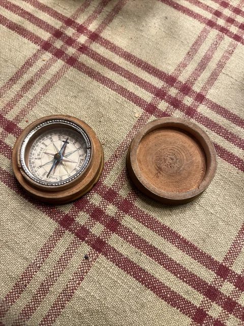 18th Century Fruitwood Rev War Working Compass Nice Condition