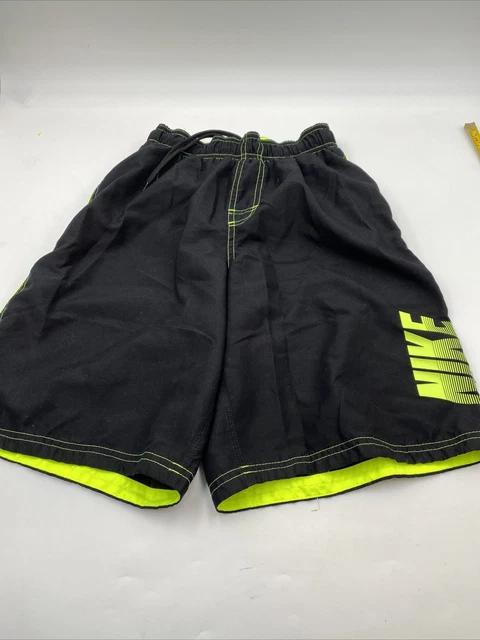 NIKE Size L Black  Elastic/String 9.5” Inseam Athletic Boy’s Shorts