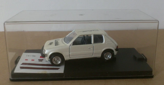 VEREM SOLIDO PUB 1/43 -- PEUGEOT 205 GTi DAR'L MAT -- NEUF. FONDS DE STOCK.