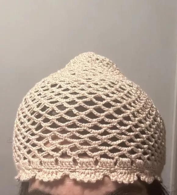 Ladies 1920s Style Crochet Hat.  One Size