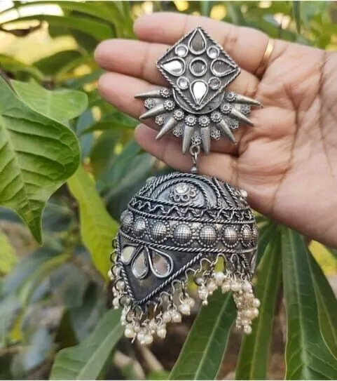 Boucles D'oreilles Bollywood Indien Plaqué Argent Oxydé Lourd Miroir Jhumka...