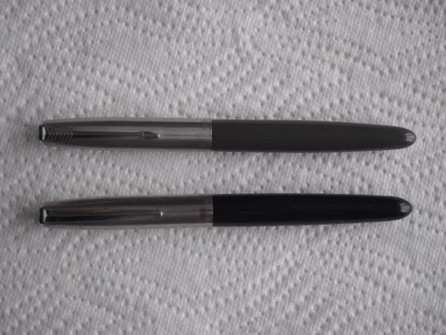 Parker 21 deux stylos plume vintage fountain pens