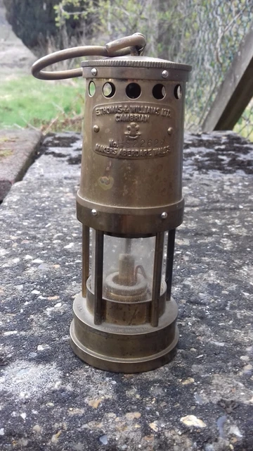 Small E Thomas & Williams Cambrian  Brass Miners Lamp (Made In Wales)  HS22628