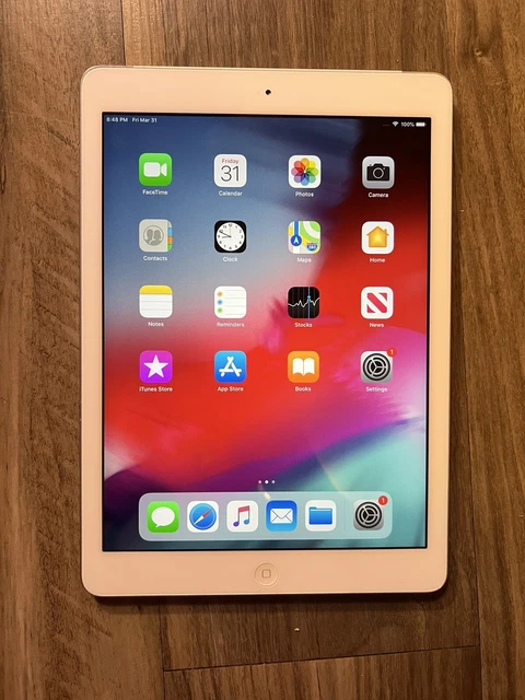 Apple iPad Air 1st Gen. 32GB, Wi-Fi, WORKING- Great Condition, 9.7in - Silver