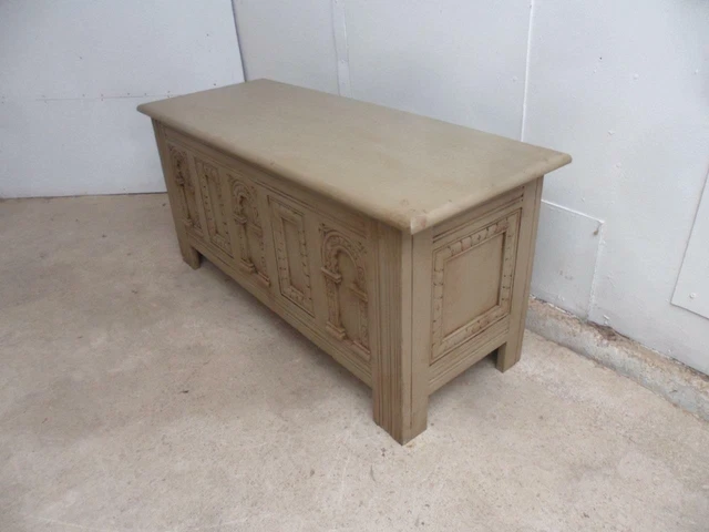 A Lovely 1920s Large Old Charm Painted Oak Coffer / Blanket Box / TV Stand