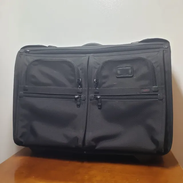 Tumi Alpha 2 Wheeled Rolling 22" Garment Bag Black ballistic suitcase bag 22033
