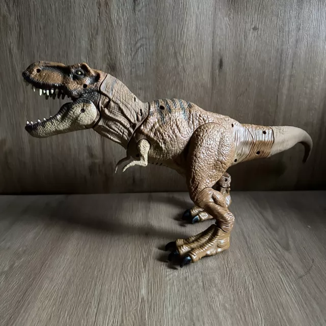 Jurassic World Tyrannosaurus Rex Chomping Action 16" Hasbro 2015 T Rex Figure JW