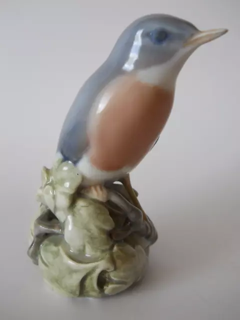 Royal Copenhagen Robin Bird on Branch Figurine Denmark  Artist Peter Herold 4"