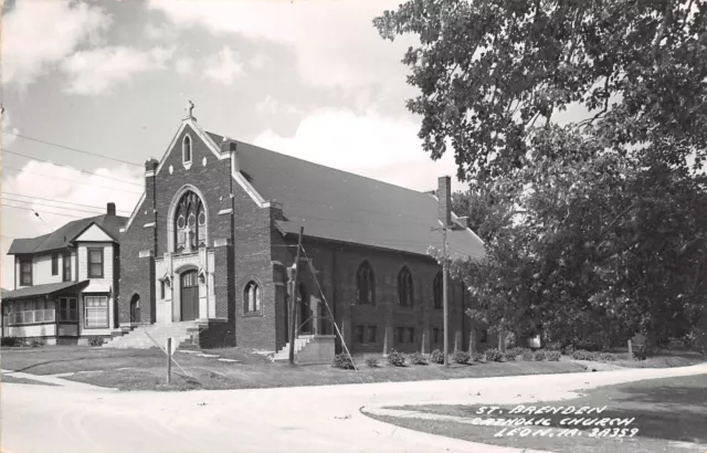 UPICK POSTCARD St Brenden Catholic Church Leon Iowa RPPC Unposted c1950